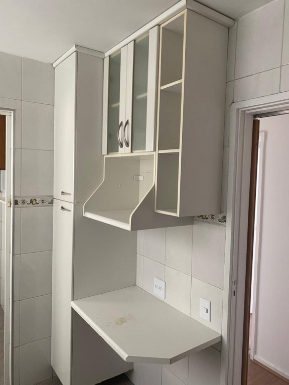 Apartamento à venda e aluguel com 2 quartos, 66m² - Foto 2