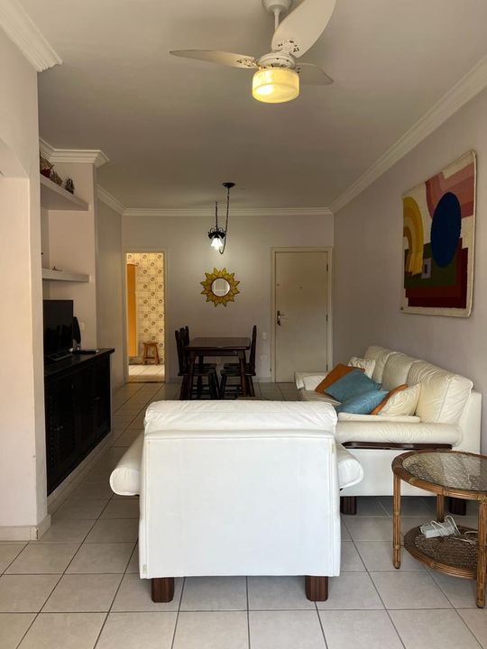 Apartamento à venda com 3 quartos, 141m² - Foto 1