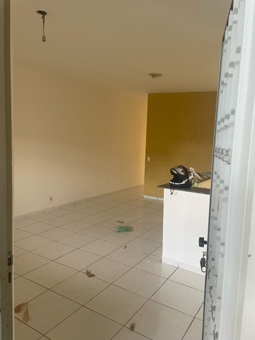 Casa à venda com 3 quartos, 120m² - Foto 1