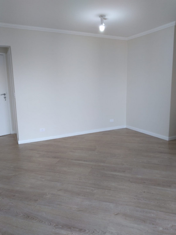 Apartamento à venda com 2 quartos, 64m² - Foto 3