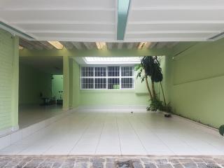 Casa para alugar com 4 quartos, 269m² - Foto 3