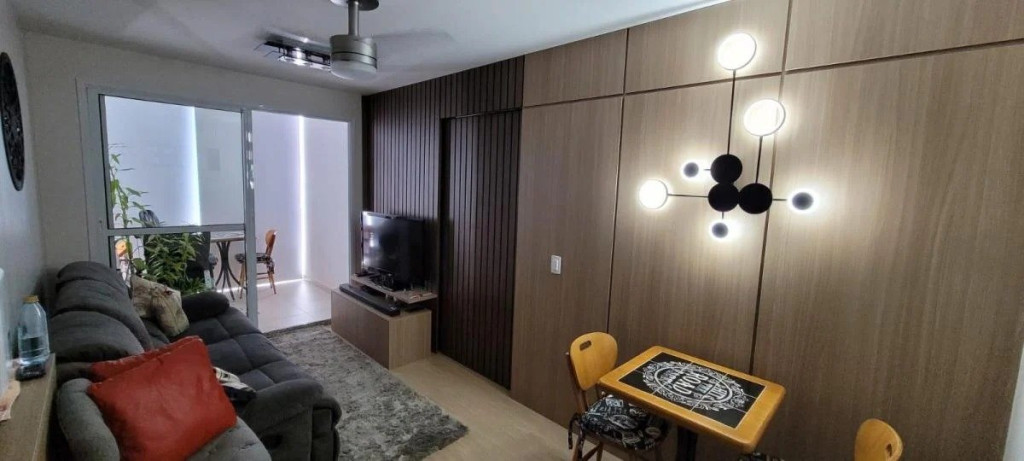 Casa à venda com 1 quarto, 45m² - Foto 1