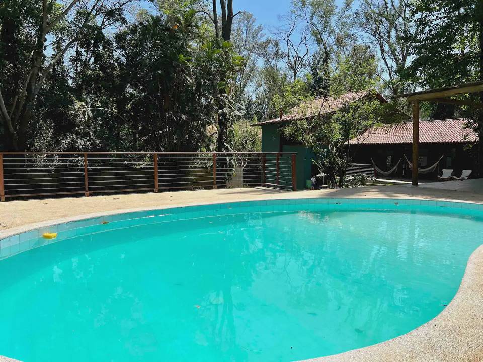 Casa à venda com 5 quartos, 400m² - Foto 1