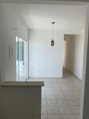 Apartamento à venda com 2 quartos, 75m² - Foto 2