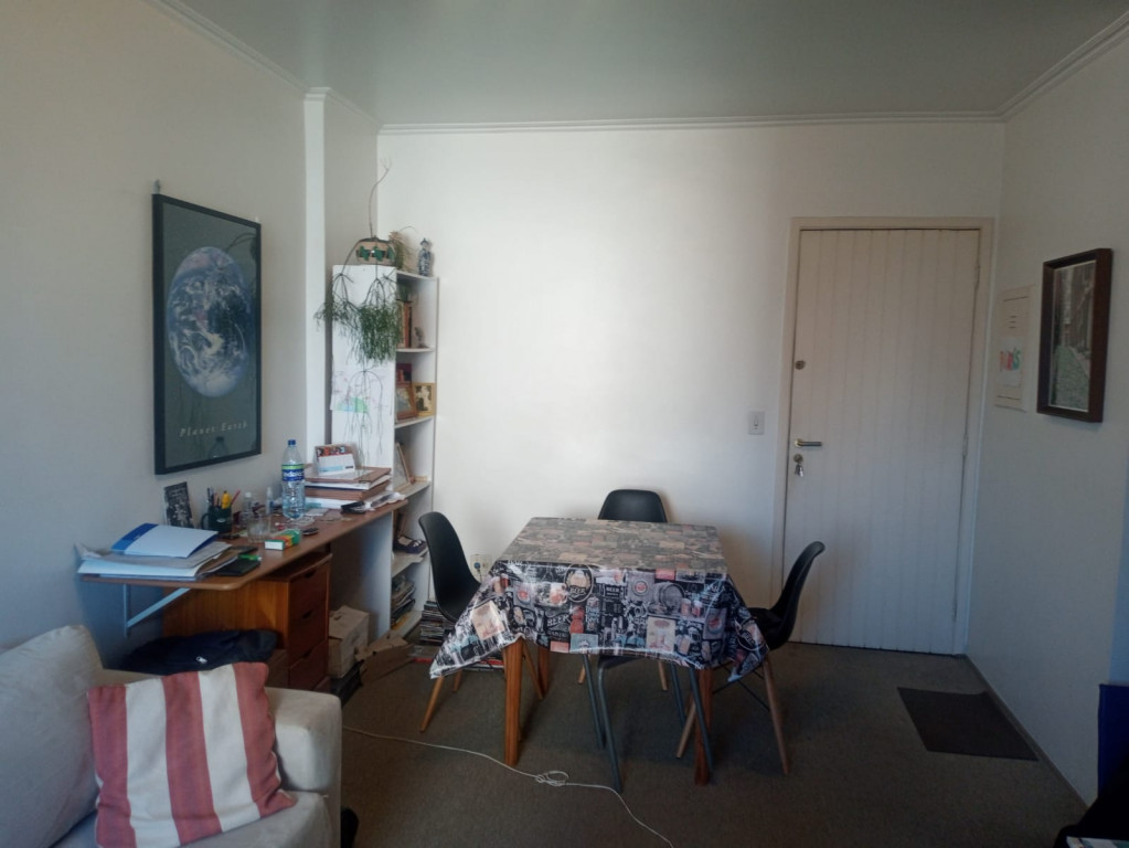 Casa à venda com 1 quarto, 50m² - Foto 1