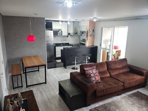 Casa à venda com 3 quartos, 83m² - Foto 1