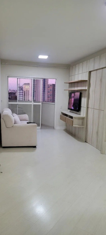 Casa à venda com 2 quartos, 65m² - Foto 3