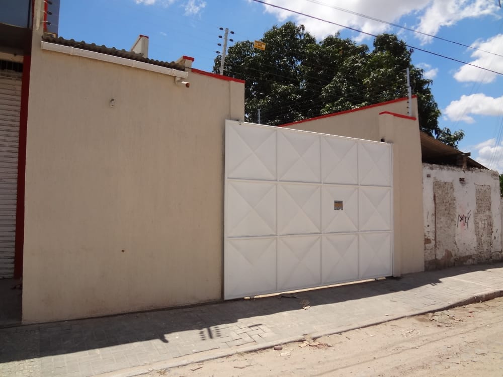 Prédio Inteiro a venda na Avenida Padre José Holanda do Vale, Piratininga, Maracanaú, CE