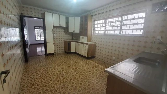 Casa à venda com 3 quartos, 160m² - Foto 3