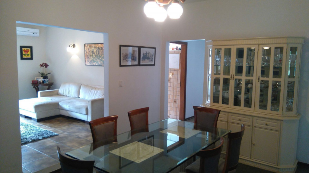 Casa em Condomínio a venda na Rua Itupeva, Marambaia, Vinhedo, SP