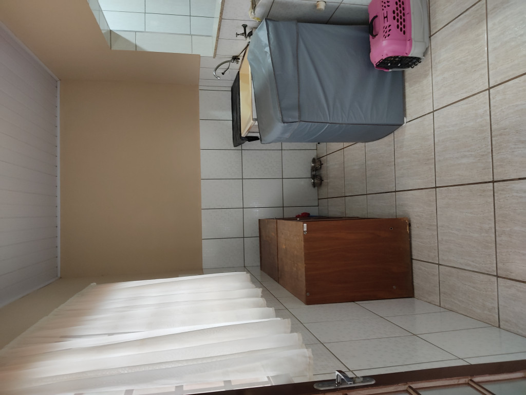 Casa à venda com 2 quartos, 90m² - Foto 4