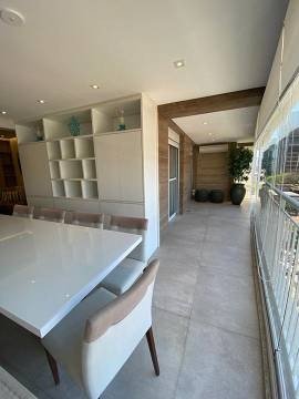 Casa à venda com 2 quartos, 80m² - Foto 2