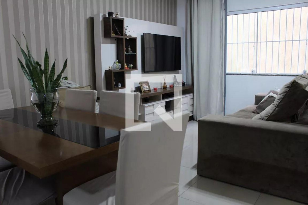 Casa à venda com 2 quartos, 71m² - Foto 3