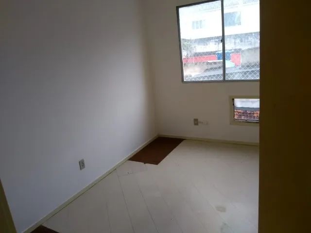 Casa à venda com 2 quartos, 48m² - Foto 2