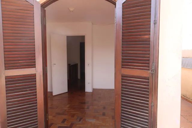 Casa à venda com 3 quartos, 125m² - Foto 3