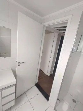 Apartamento à venda com 3 quartos, 90m² - Foto 3