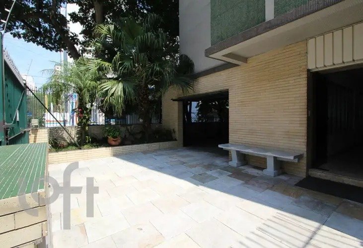 Casa à venda com 4 quartos, 190m² - Foto 2