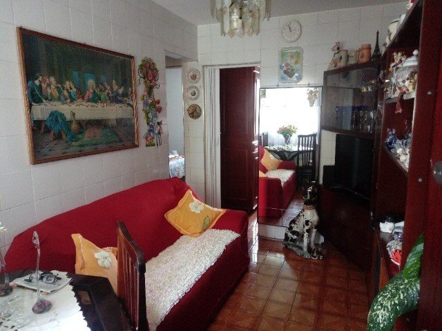 Casa à venda com 2 quartos, 55m² - Foto 2