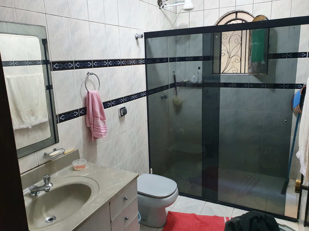 Casa à venda com 3 quartos, 242m² - Foto 5