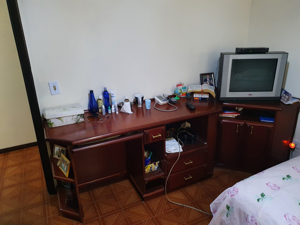 Casa à venda com 3 quartos, 242m² - Foto 8