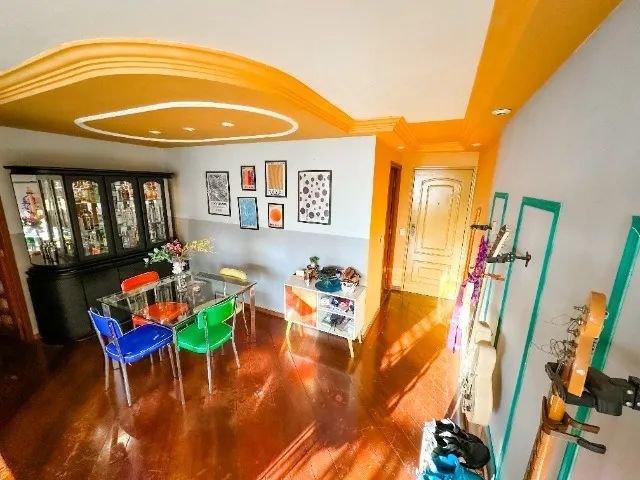 Casa à venda com 3 quartos, 80m² - Foto 2