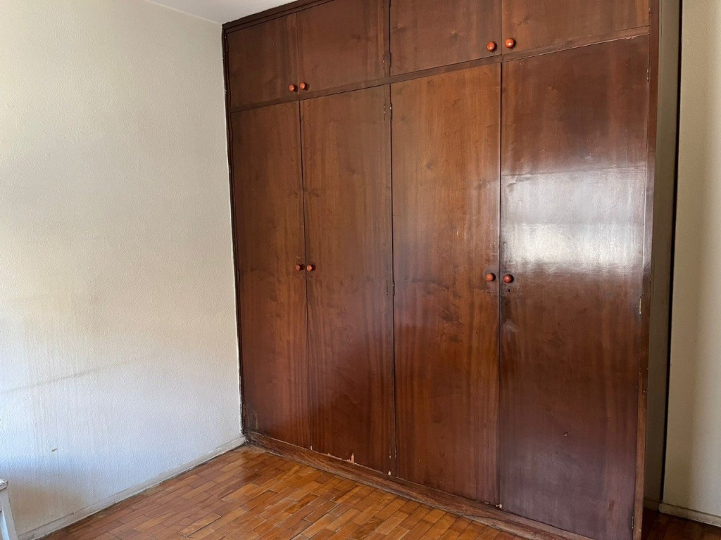 Casa à venda com 3 quartos, 104m² - Foto 2