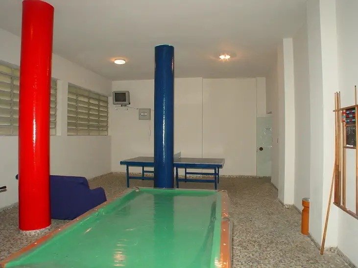 Casa à venda com 3 quartos, 143m² - Foto 2