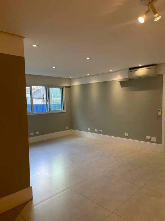 Casa à venda com 2 quartos, 90m² - Foto 1