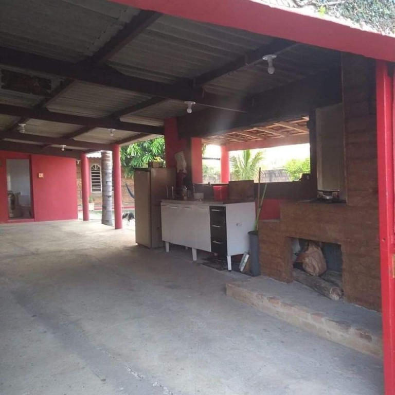 Casa à venda com 2 quartos, 220m² - Foto 3