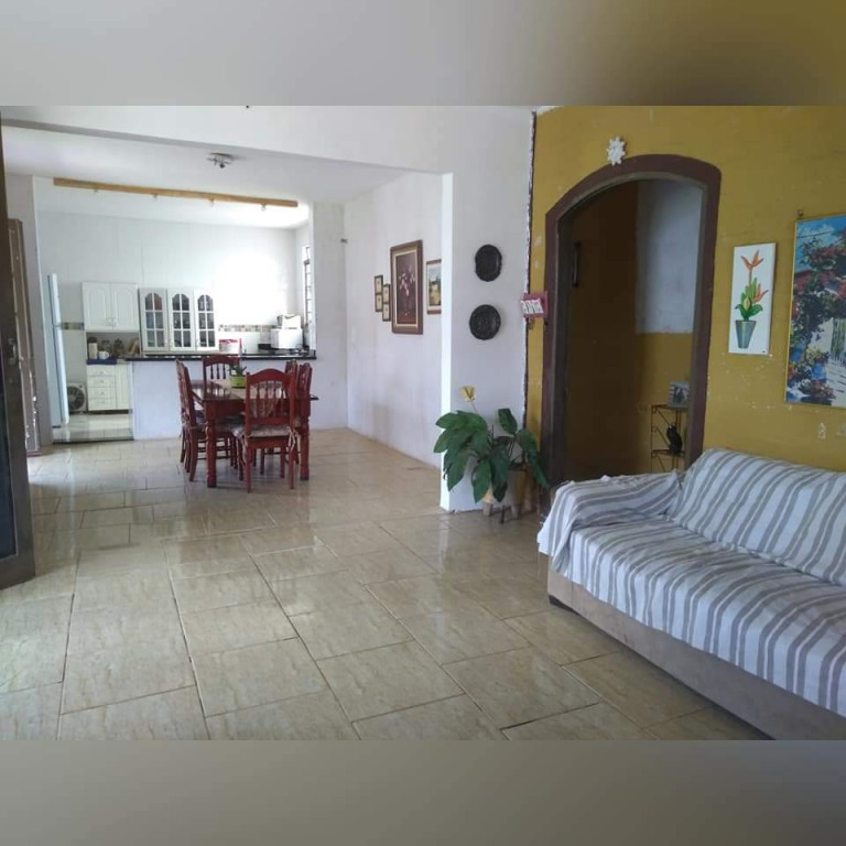 Casa à venda com 2 quartos, 220m² - Foto 4