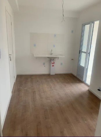 Casa à venda com 2 quartos, 30m² - Foto 3