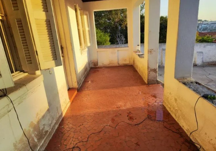 Casa para alugar com 5 quartos, 200m² - Foto 2