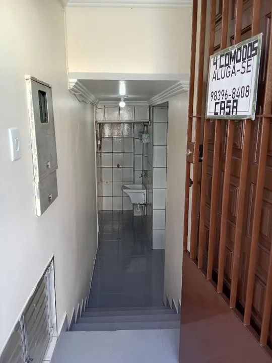 Casa para alugar com 1 quarto, 54m² - Foto 1