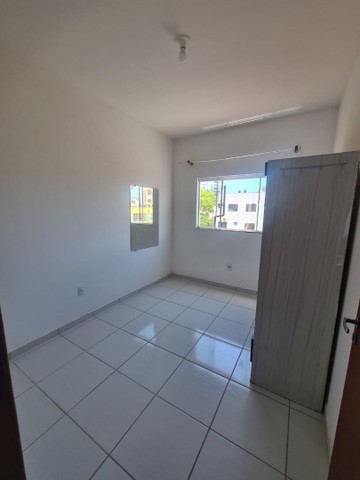 Casa à venda com 2 quartos, 54m² - Foto 3