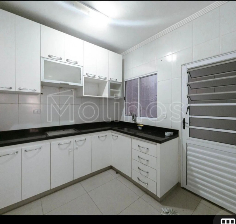 Casa à venda e aluguel com 2 quartos, 100m² - Foto 3