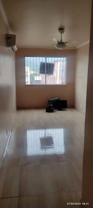 Apartamento à venda com 2 quartos, 47m² - Foto 2