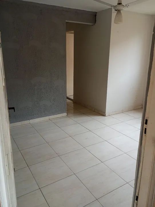 Apartamento à venda com 2 quartos, 42m² - Foto 2