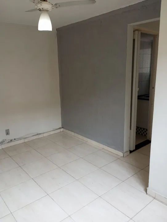 Apartamento à venda com 2 quartos, 42m² - Foto 3