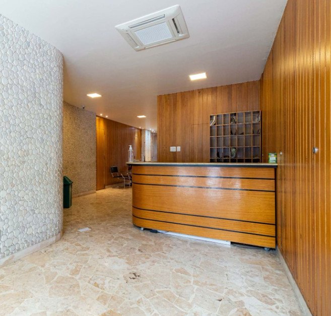 Casa à venda com 2 quartos, 136m² - Foto 2