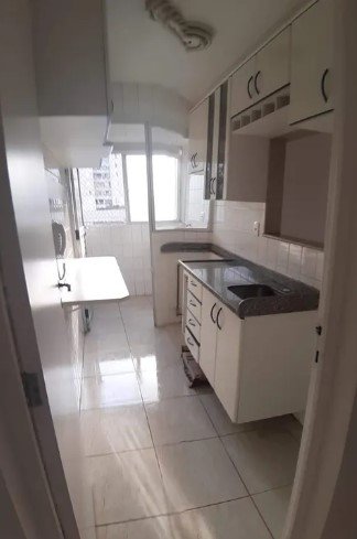 Casa à venda com 2 quartos, 48m² - Foto 2