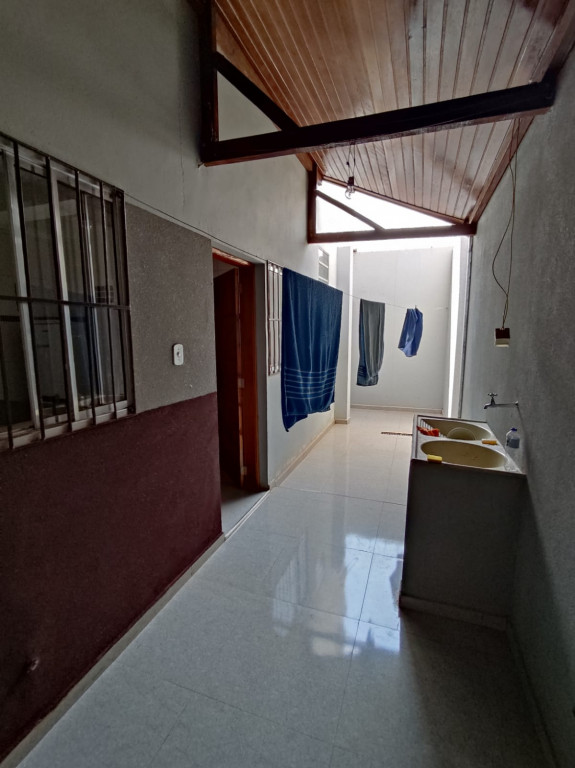 Casa a venda na Rua José Holmer Camargo, Jardim Flamboyant, Guará, SP