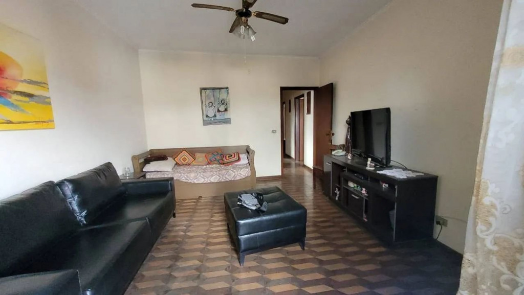 Casa à venda com 2 quartos, 400m² - Foto 3