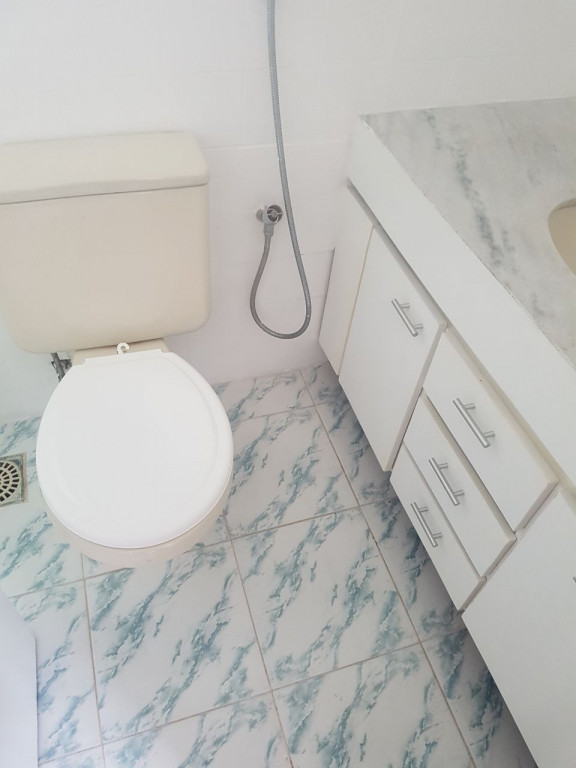 Apartamento para alugar com 3 quartos, 98m² - Foto 2