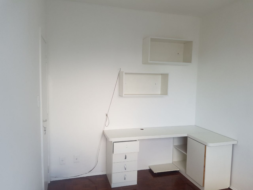 Apartamento para alugar com 3 quartos, 98m² - Foto 3