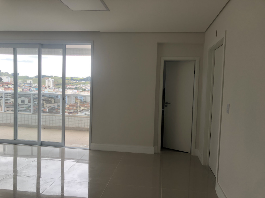 Captação de Apartamento a venda na Rua Irmã Elizabete Barros Cobra, Nova Pouso Alegre, Pouso Alegre, MG