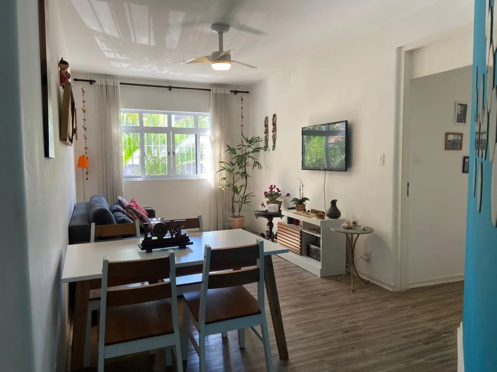 Casa à venda com 3 quartos, 85m² - Foto 2