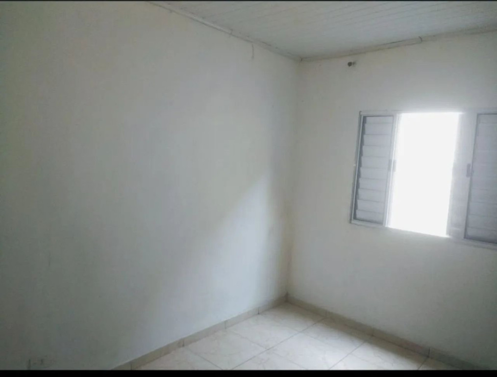 Casa para alugar com 1 quarto, 43m² - Foto 3