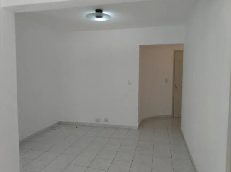 Casa à venda com 2 quartos, 62m² - Foto 2