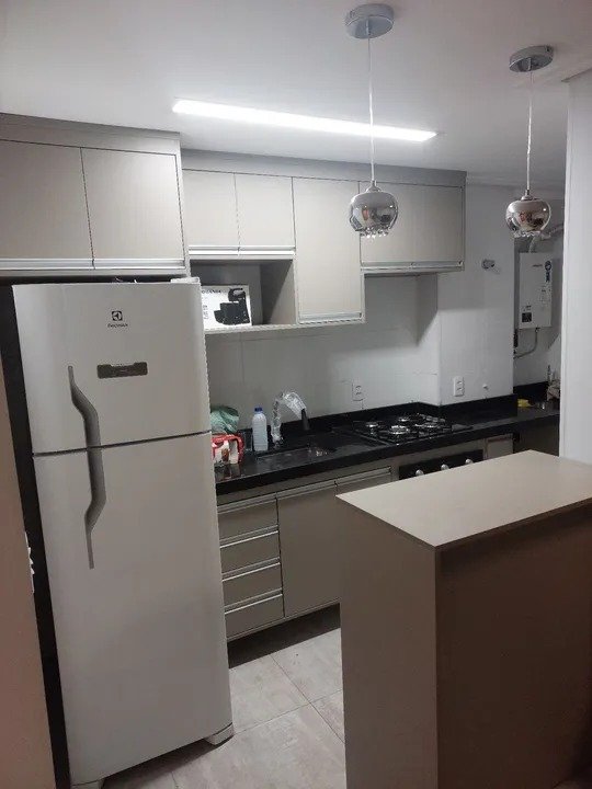 Apartamento à venda com 2 quartos, 44m² - Foto 2