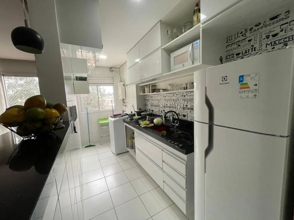 Casa à venda com 2 quartos, 48m² - Foto 1